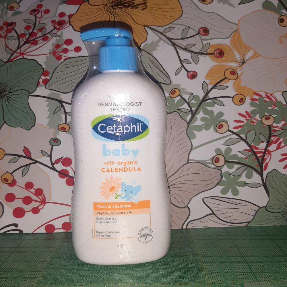 Cetaphil baby with Organic Calendula Wash and shampoo